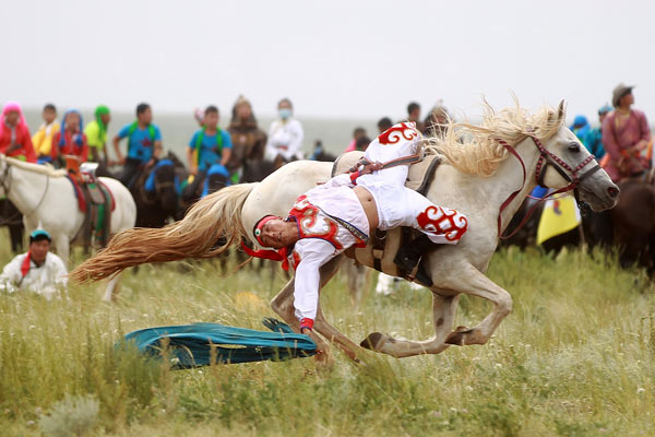 One-time nomads hang on to traditional celebrations