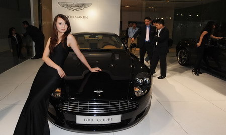 Luxury cars dazzle at Chengdu expo