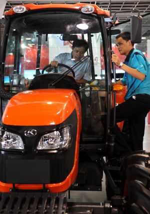 China Agricultural Equipment Expo 2009 opens in Nanjing