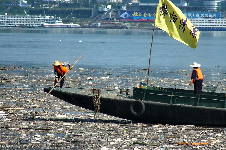 Garbage chokes Three Gorges Reservoir