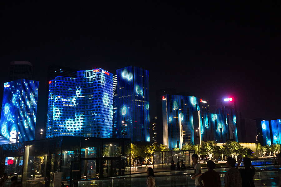 Light show seen by Qiantang River in Hangzhou