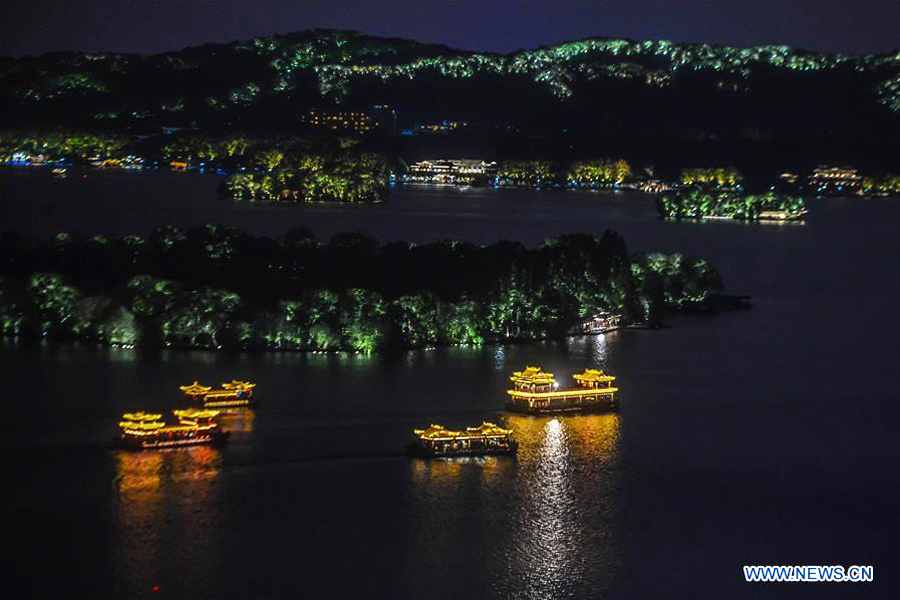 Guests attending G20 summit have boat trip in West Lake