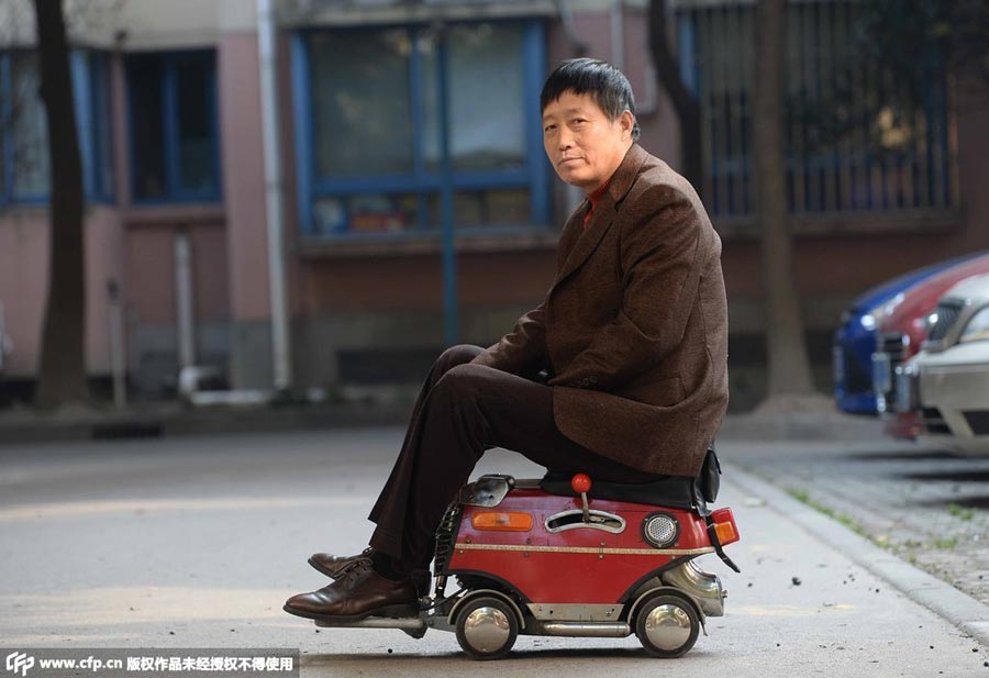 Shanghai native makes tiny car with $240