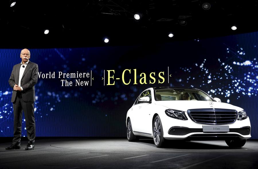 Execs introduce new models at Detroit Auto Show