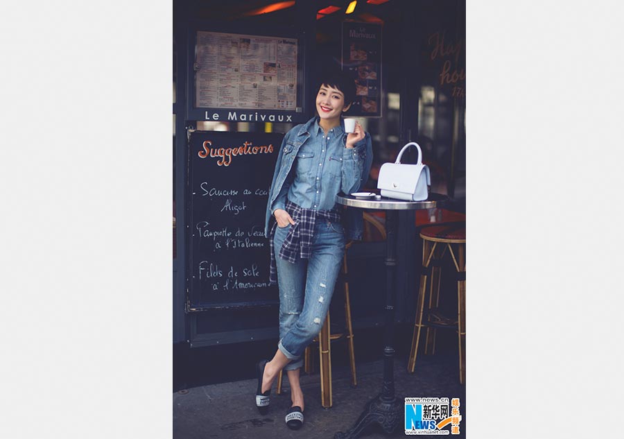 Wang Ou takes street shots in Paris