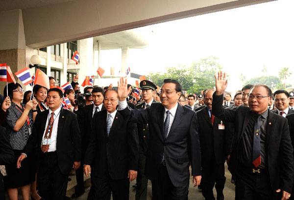 Premier Li makes four-point proposal to upgrade ties with Thailand