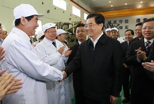 President Hu inspects reconstruction in quake-hit Shaanxi