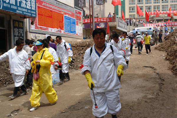 Risk of disease growing in mudslide-stricken region