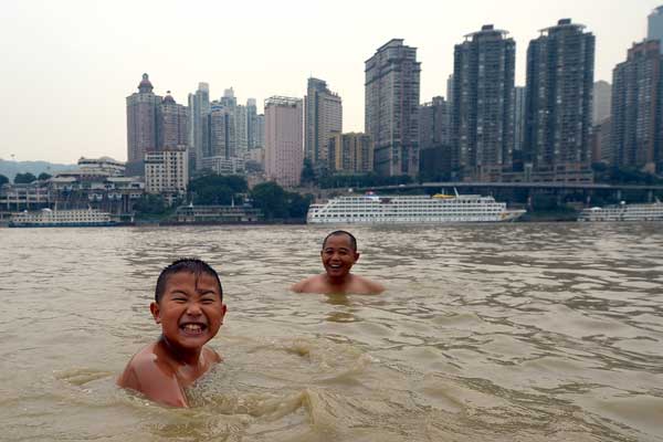 Summer heat leaves cities gasping as mercury rises