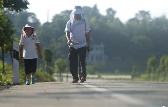 Girl's 700km hike home a lesson in adversity