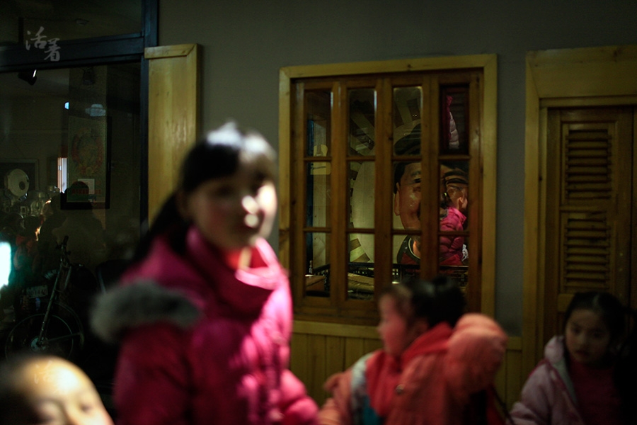 Migrant children at Spring Festival gala