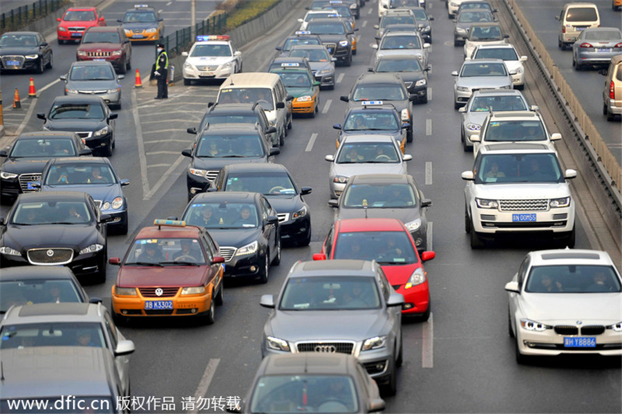 Beijing sees pre-festival traffic jam