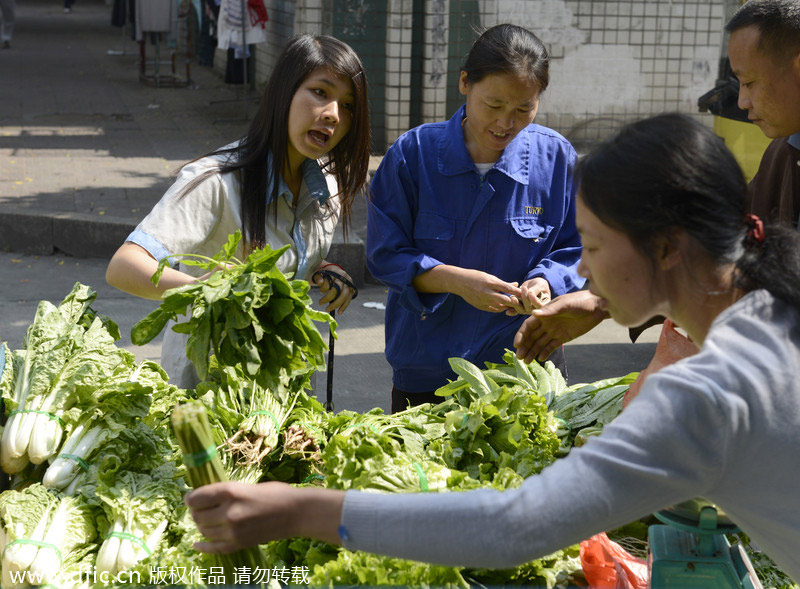 Single women urge public to stop defaming Dongguan