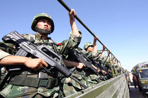 Xinjiang police boost anti-terror tactics