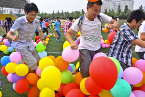 Hypnosis eases <EM>gaokao</EM> examinees' nerves