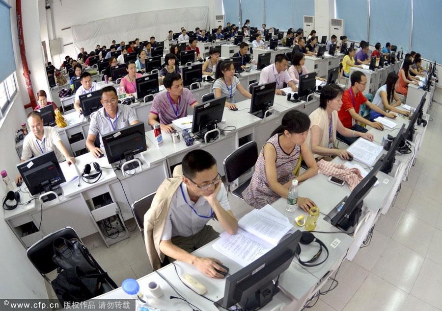 A glimpse inside the <EM>gaokao</EM> grading labs