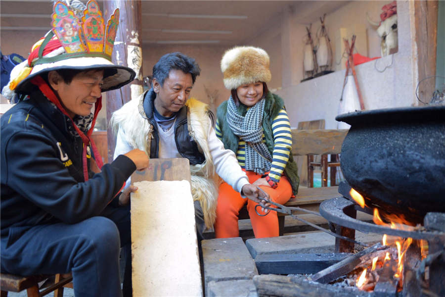 Experts preserve ancient Chinese handicrafts