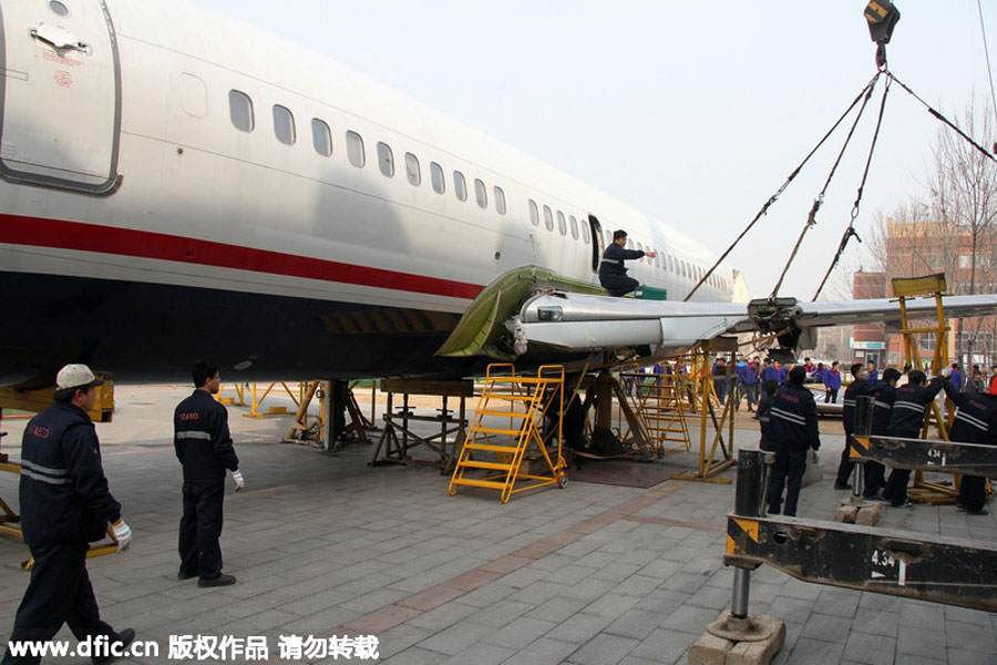 Boeing 737 bought for teaching