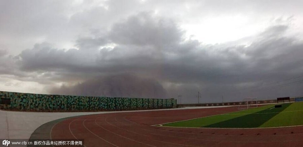 Sandstorm in movie scene turns into reality