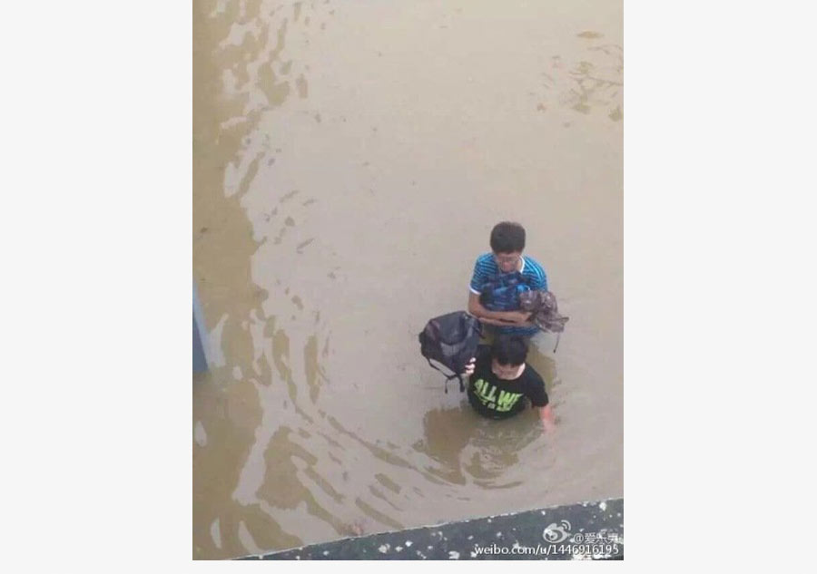 University dorm flooded as torrential rains continue in E China