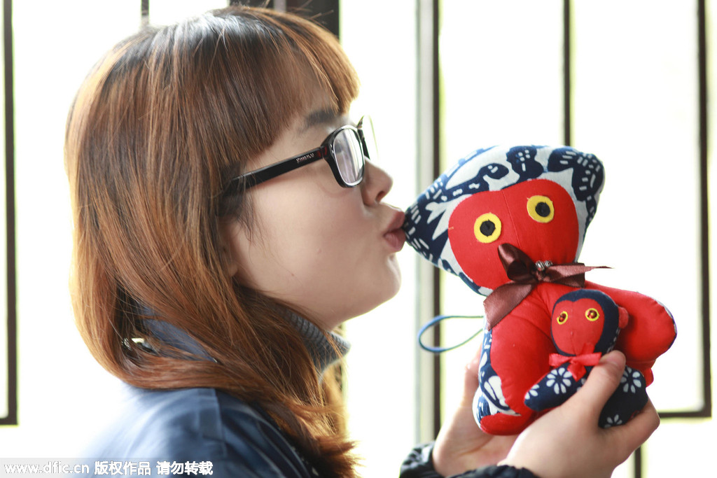 Museum designs calico monkey mascots in Jiangsu