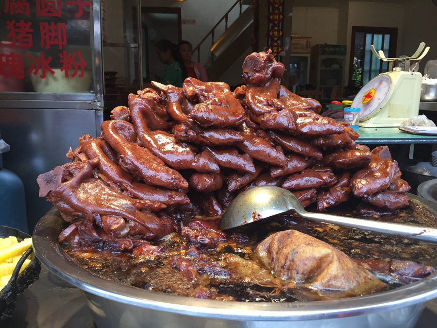 Famous food in Qingyan town