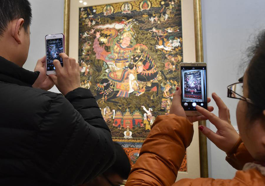 Exhibition of Tibetan Thangka painting held in Beijing