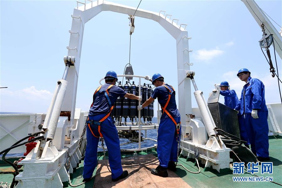 China begins deep-sea probe in South China Sea