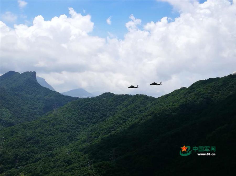 PLA Hong Kong Garrison conducts air and sea patrols