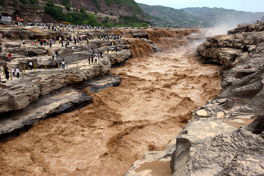 Yellow River roars