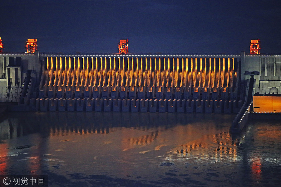 Night charm of Three Gorges Dam