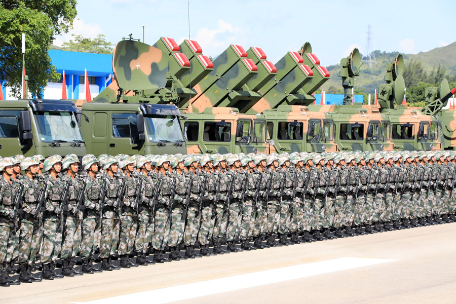 Xi inspects PLA garrison in Hong Kong