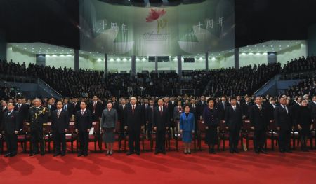 Macao celebrates anniversary, holds gov't inauguration