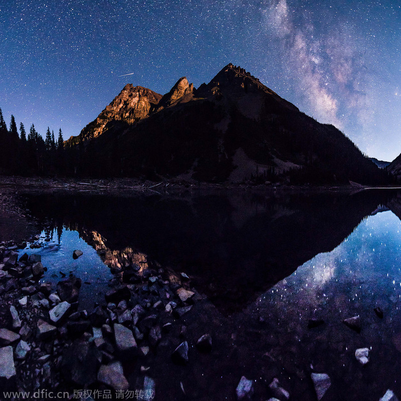 US photographer captures amazing starry night