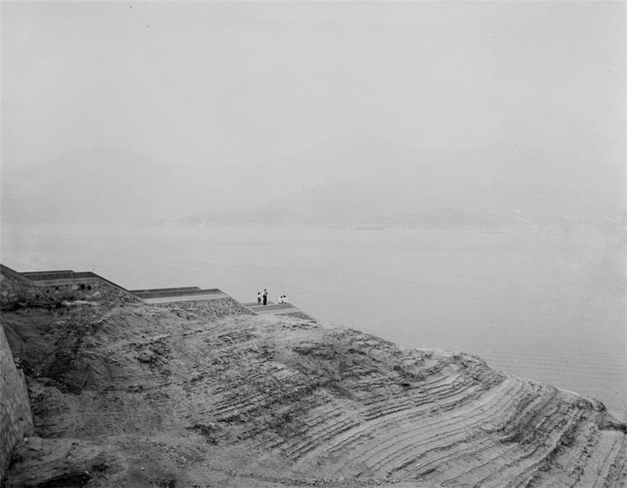 Photographer in search of his 'homeland' in post-Three Gorges landscape