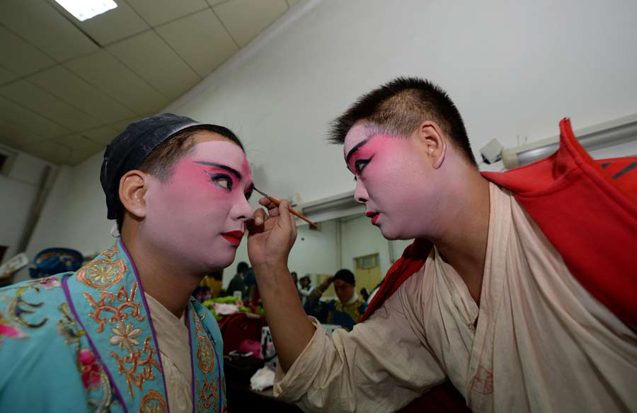 Peking opera performed in Xi'an