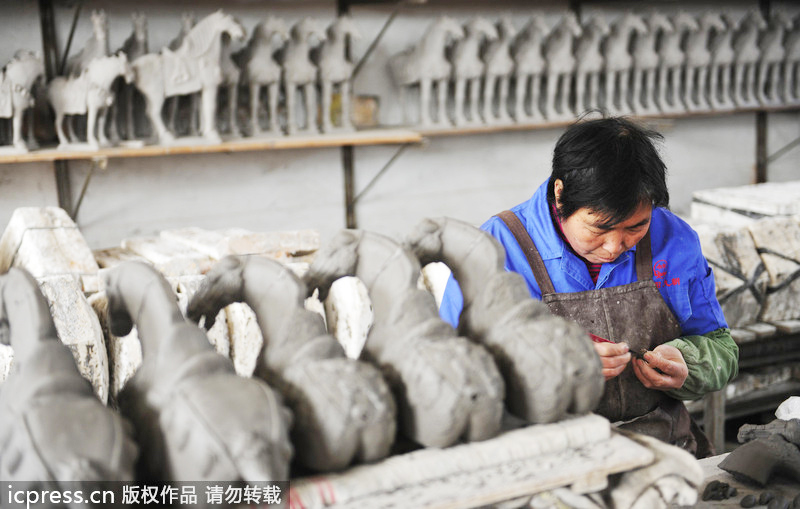 Henan preserves ancient figurine art