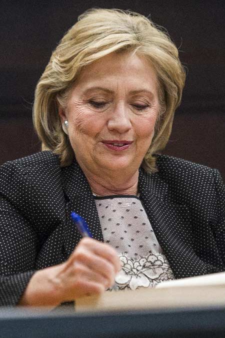 People line up for Hillary Clinton book signing