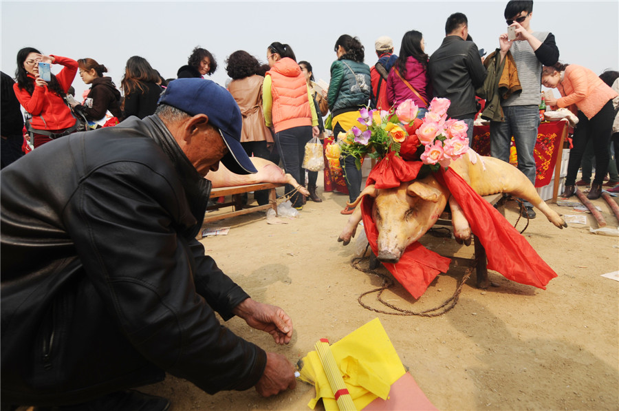 East China fishermen observe 500-year-old ritual