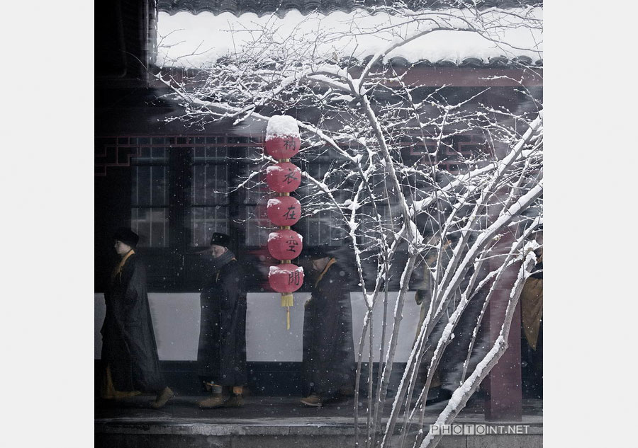 Photos capture the path of Buddhism