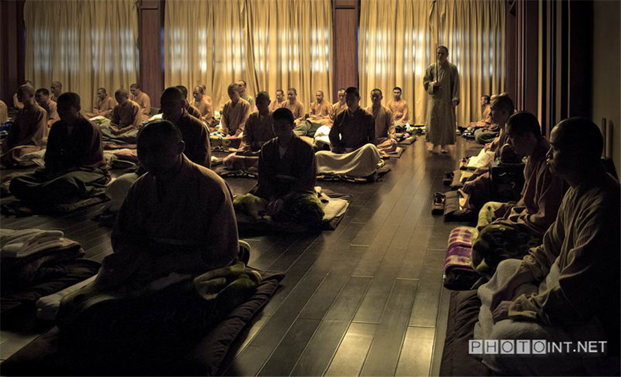 Photos capture the path of Buddhism