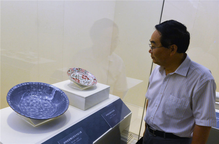 Ancient exported porcelain shines in Zhejiang museum