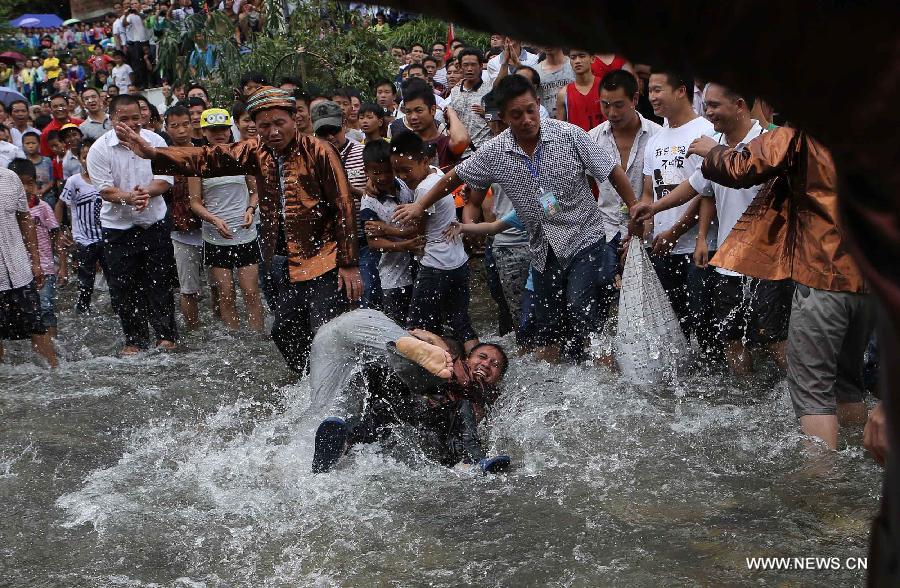 Naoyu Festival celebrated in S China