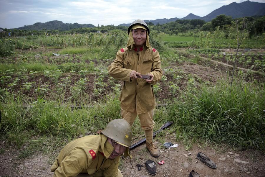 Behind the scenes of a Chinese war drama