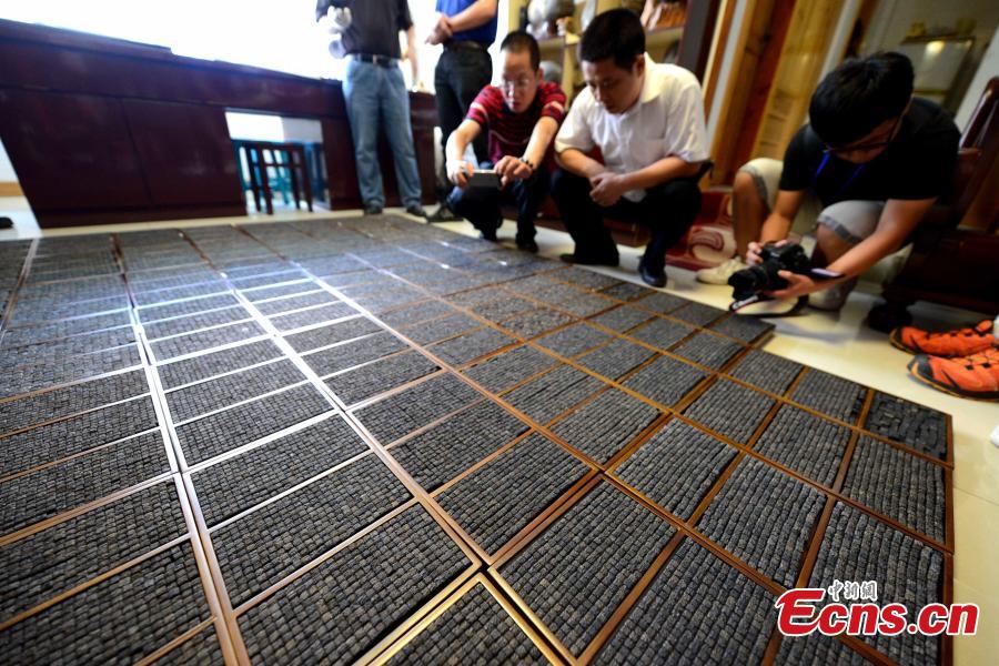 Traditional woodblock printing declining in Fujian