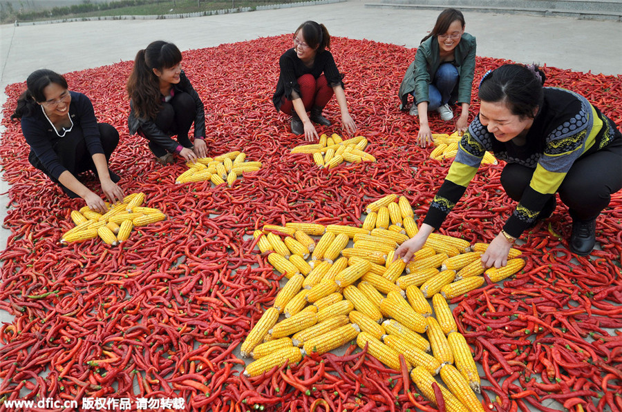 Creative giant flags celebrate National Day