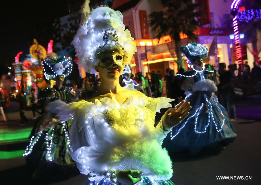 Halloween parade held in E China