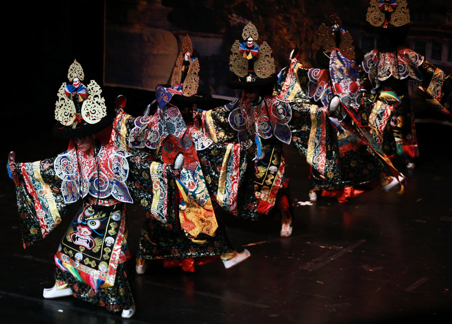 Tibetan folk artists perform gala in Bad Homburg, Germany