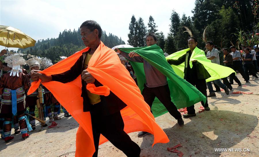 Traditional sticky rice festival held in Guizhou