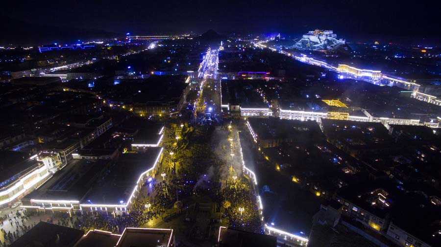 Butter Lamp Festival celebrated in China's Tibet